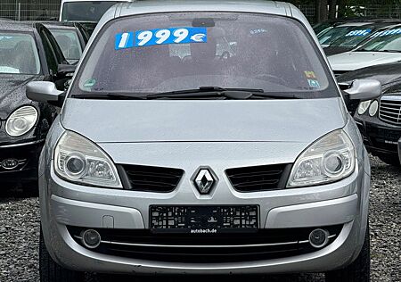 Renault Grand Scenic XXL Privilege 2.0 16V