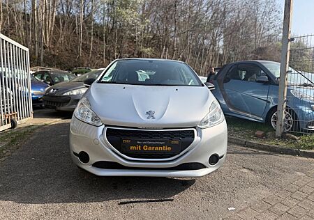 Peugeot 208 Access*Tüv Neu*Klima*Top*1 Hand*Wenig KM*