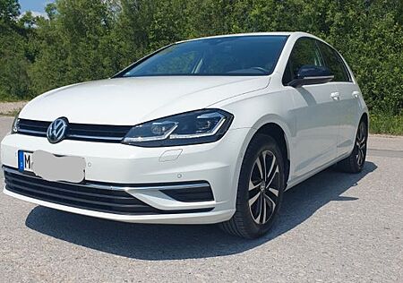 VW Golf Volkswagen 2.0 TDI SCR DSG IQ.DRIVE IQ.DRIVE