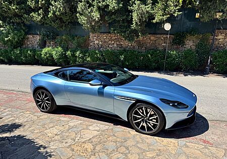 Aston Martin DB11 4.0 V8 -