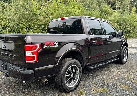 Ford F 150 XLT SuperCrew Full Size Pickup