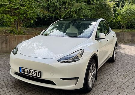 Tesla Model Y LR AWD | Boost | AHK | Weiß/Weiß |