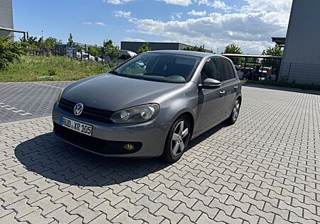 VW Golf Volkswagen 1.2 TSI Team