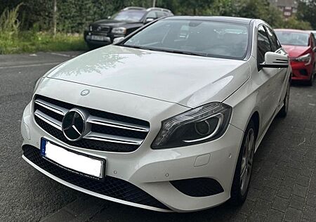 Mercedes-Benz A 180 -