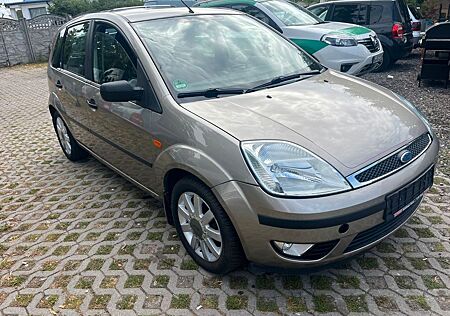 Ford Fiesta 1.4 16V Ghia