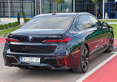 BMW i7 xDrive60 -