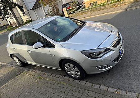 Opel Astra 1.6 Sport Automatik Sport