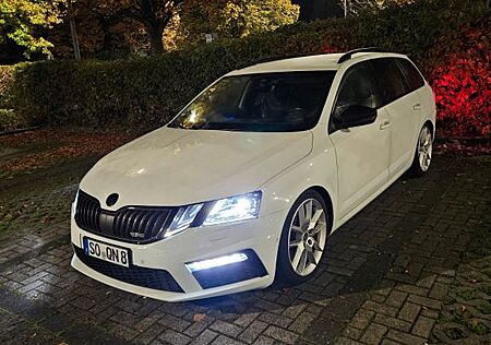 Skoda Octavia 2.0 TDI SCR DSG RS Combi RS