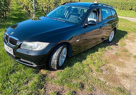 BMW 318i touring -