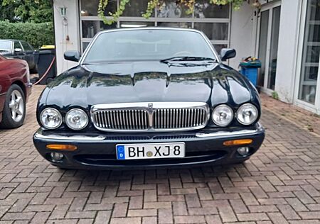 Jaguar XJ8 4,0