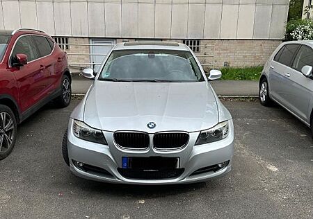 BMW 318 3er, Unfallfrei, Top Zustand , 91.400 km