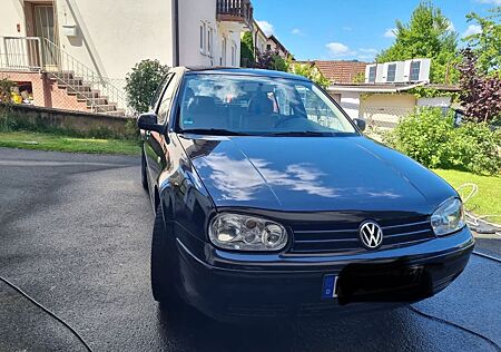 VW Golf Volkswagen 1.6 Basis