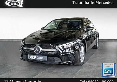 Mercedes-Benz A 180 d 7G-DCT *R-KAMERA*AMBIENTE*LED*