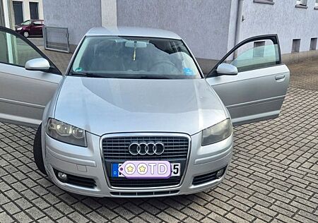 Audi A3 1.6 Ambiente Ambiente Update Kühlwasser unten
