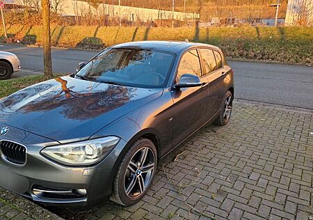 BMW 116i Sport Line +Winterreifen mit Alu