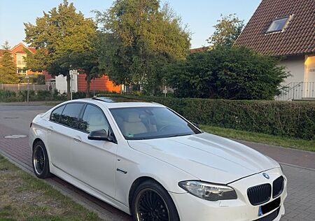 BMW 530D / M Paket / Softclose / Facelift / Vollaus.