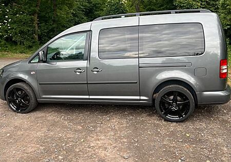 VW Caddy Volkswagen TÜV NEU - Maxi mit Camperbox