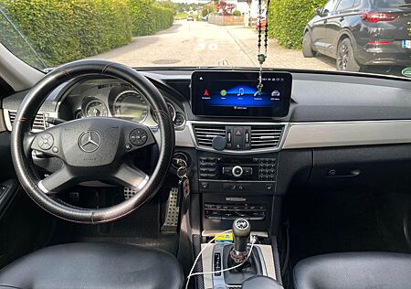 Mercedes-Benz E 220 CDI BlueEFFICIENCY AVANTGARDE AVANTGARDE