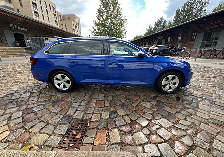 Skoda Superb 2.0 TDI SCR DSG Style Combi Style