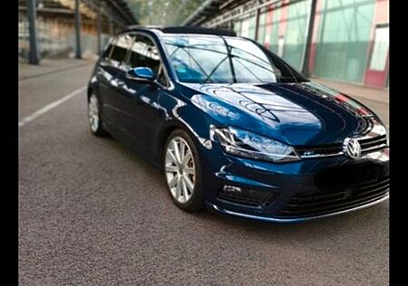 VW Golf Volkswagen 2.0 TDI DSG R-Line Vollausstattung