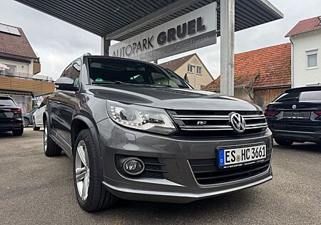 VW Tiguan Volkswagen 4Motion R-Line Navi Pano 18" SHZ PDC