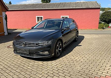 VW Passat Variant Volkswagen 2.0 TDI SCR 140kW DSG Busines...