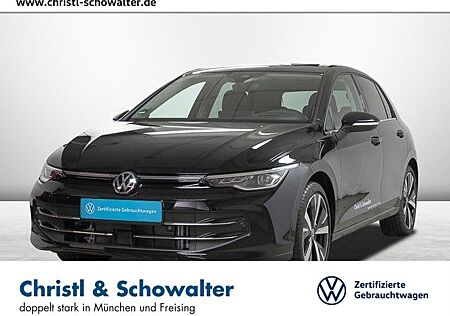 VW Golf Volkswagen VIII 1.5 eTSI DSG Style LED AHK PANO