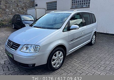 VW Touran Volkswagen Highline/KLIMA/SHZ/Tempomat/AHK **