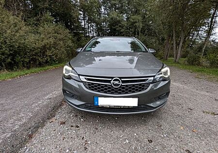 Opel Astra Sports Tourer 1.6 CDTI 1. Hand Scheckheft