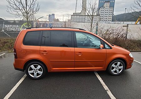 VW Touran Volkswagen 1.9 TDI DPF United BlueMotion