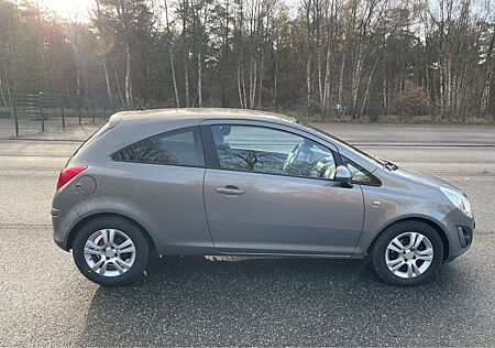 Opel Corsa 1.4 Satellite