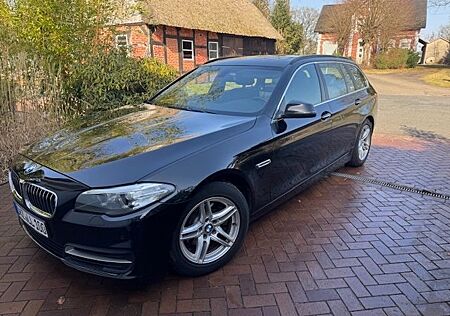 BMW 520d xDrive Touring A -