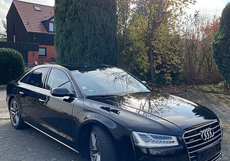 Audi A8 4.2 TDI tiptronic quattro -