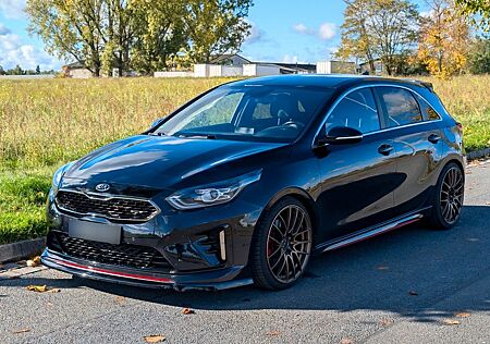 Kia Cee'd gebraucht kaufen Kia Cee'd Ceed GT: Tieferlegung, 19", Vollausstattung