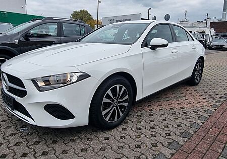 Mercedes-Benz A 180 Lim-48TKM-LEDER-KAMERA-GARANTIE-AUTOMATIK-