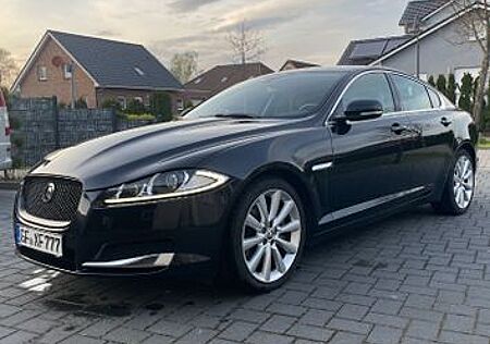 Jaguar XF 3.0 V6 Diesel S Premium Luxury Premium Luxury