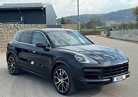 Porsche Cayenne 4.0 V8 Turbo Luftfederung/LED/Panorama