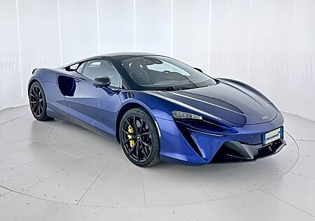 McLaren Artura Performance - Milano