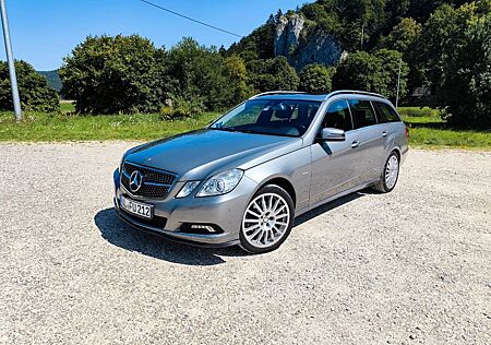 Mercedes-Benz E 200 CGI T BlueEFFICIENCY ELEGANCE ELEGANCE