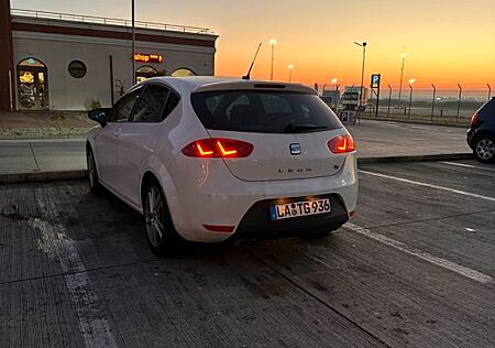 Seat Leon FR 2011 - 2.0 TDI 170 CP | TÜV NEU!