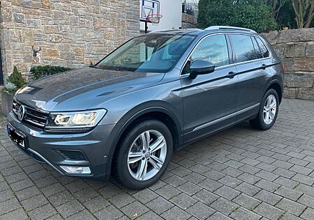 VW Tiguan Volkswagen OFF-ROAD 2.0 TDI DSG 4MOTION Highline
