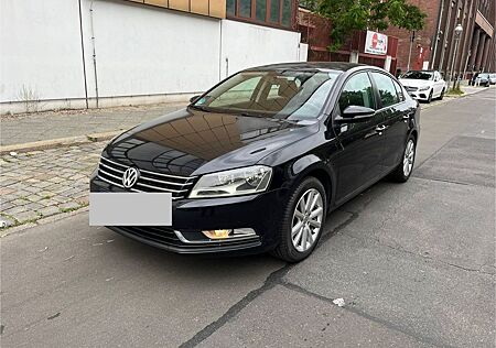 VW Passat Volkswagen 2.0 TDI Navi Tempo Tüv 06/26