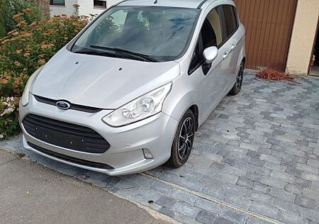 Ford B-Max 1,0 EcoBoost 74kW S/S SYNC Edition SYN...