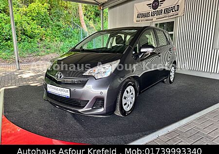 Toyota Verso-S Life Kamera *PDC*1 Hand