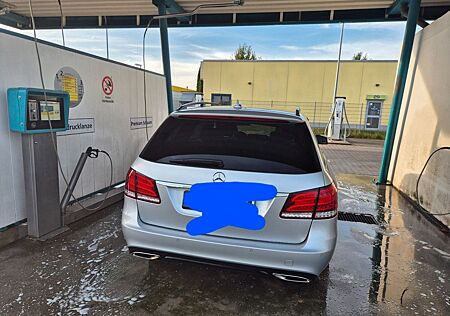 Mercedes-Benz E 220 BlueTEC T AVANTGARDE AVANTGARDE