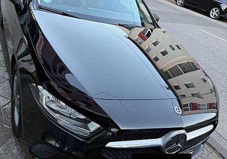 Mercedes-Benz A 180 d -