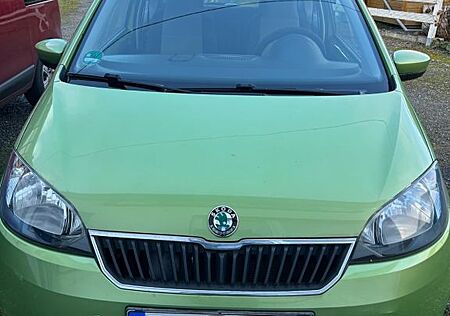 Skoda Citigo 1.0 MPI 44kW grün
