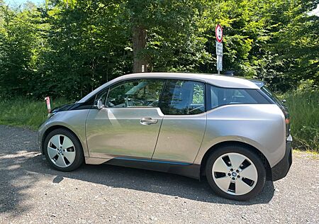 BMW i3 (60 Ah) REX, >200km Reichweite, 125kw/175PS