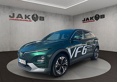 VinFast VF6 PLUS