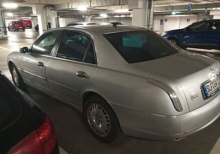 Lancia Thesis 2.4 Multijet 20v Comfortronic EMBLEMA...
